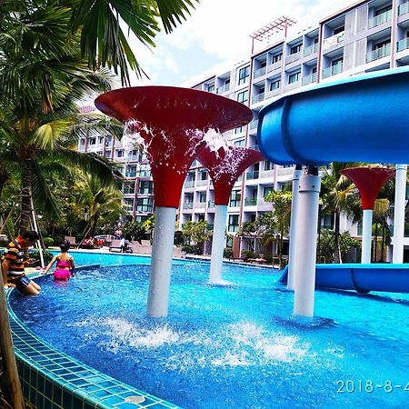 Dusit Grand Park Condo Pattaya Eksteriør billede